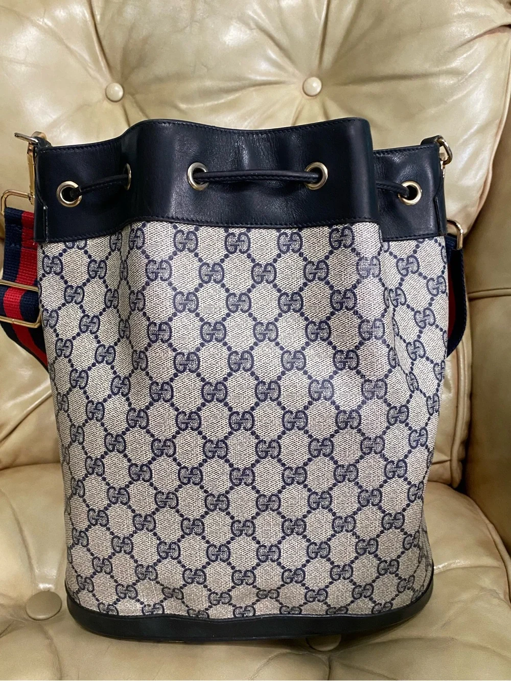 LARGE Gucci Drawstring Bucket Bag Vintage Sherry GG Monogram Web Stripe Added